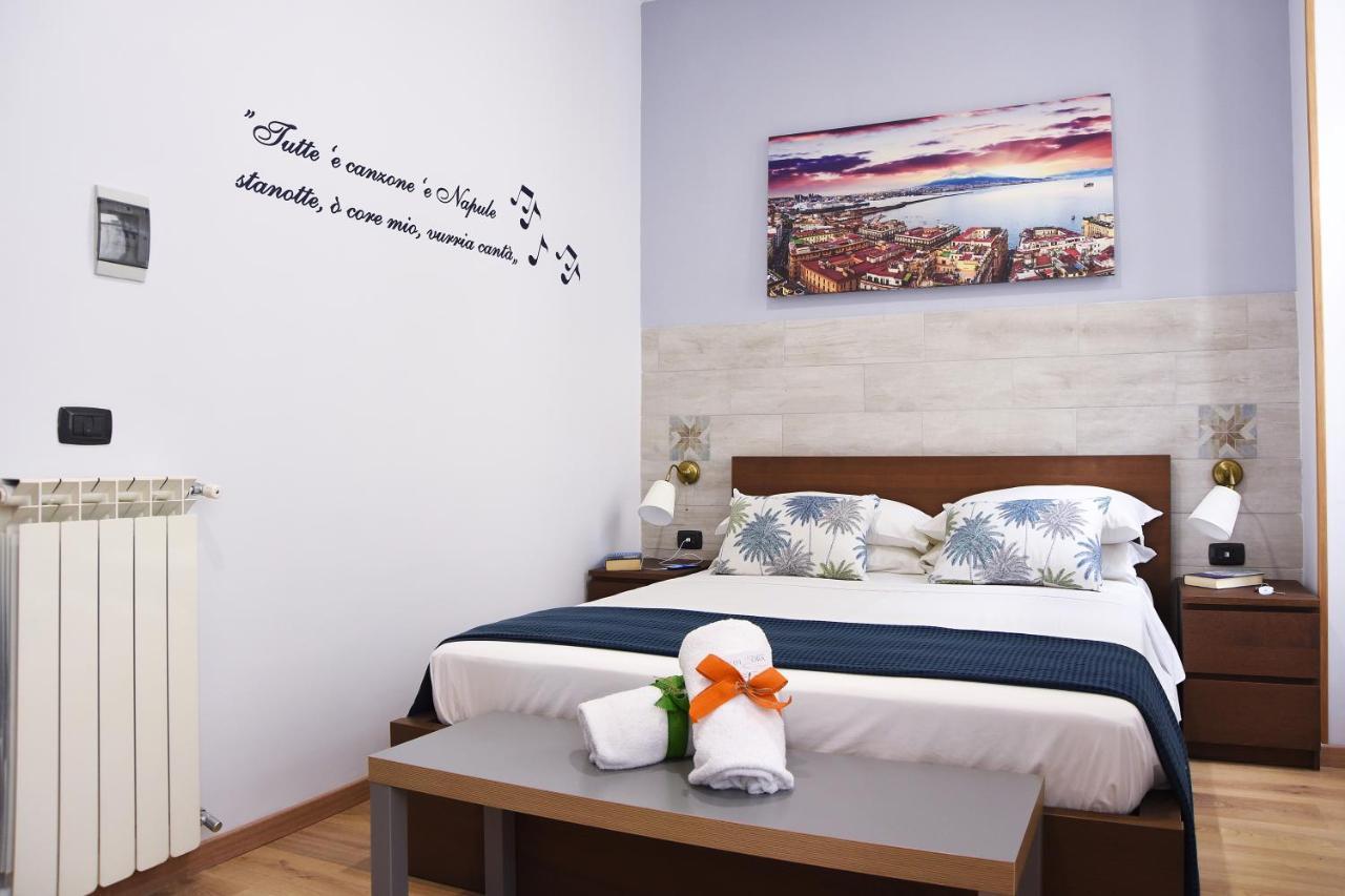 Bed and Breakfast La Dimora Luca Giordano à Naples Extérieur photo
