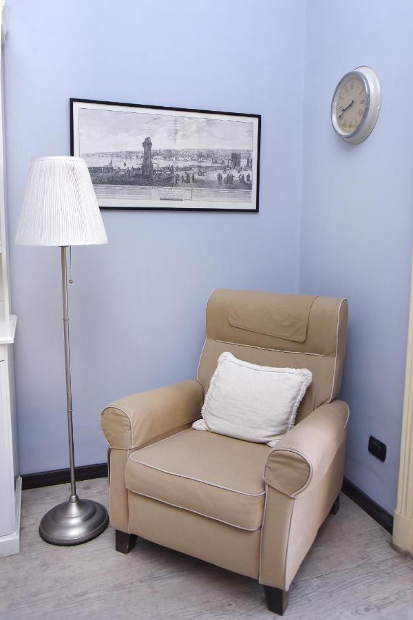 Bed and Breakfast La Dimora Luca Giordano à Naples Extérieur photo